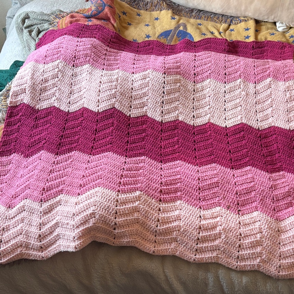 Pink and White Chevron Knit Blanket